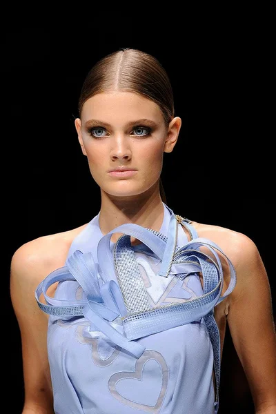 Look 70